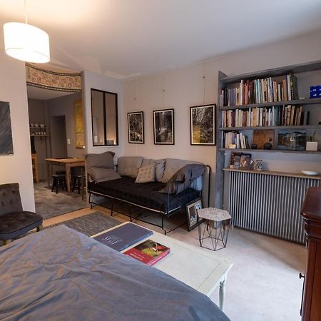 Chambre D Hote "Sous Le Clocher" Saint-Léonard-de-Noblat Dış mekan fotoğraf