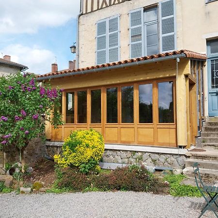 Chambre D Hote "Sous Le Clocher" Saint-Léonard-de-Noblat Dış mekan fotoğraf